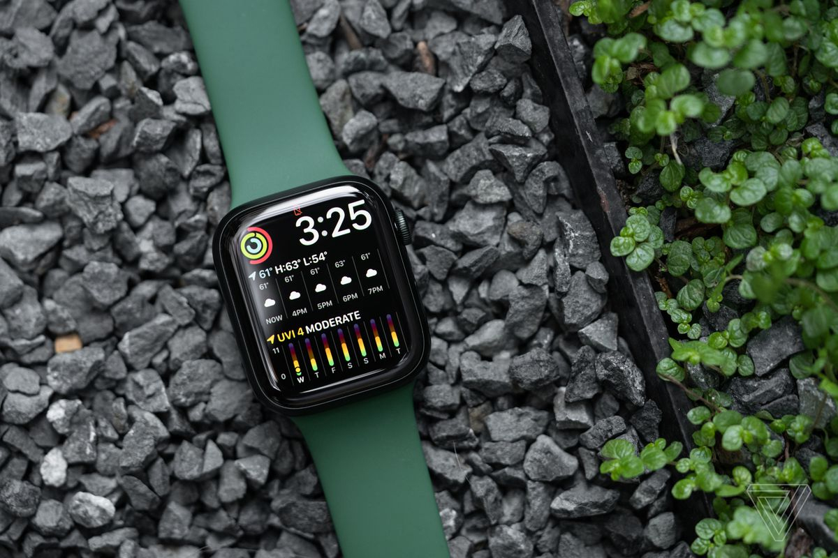 Read more about the article APPLE WATCH SERIES 7 REVIEW